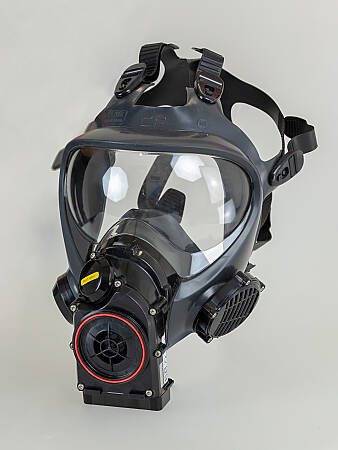 Celoobličejová maska s motorovou jednotkou Shigematsu Sync01